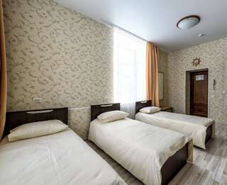 Гостиница Азия Пермь Трехместный номер-1